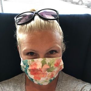 Meet your Posher, Linda